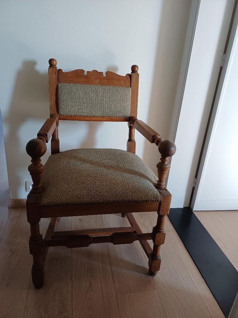 Antieke franse kasteelstoel 19de eeuw, Ophalen