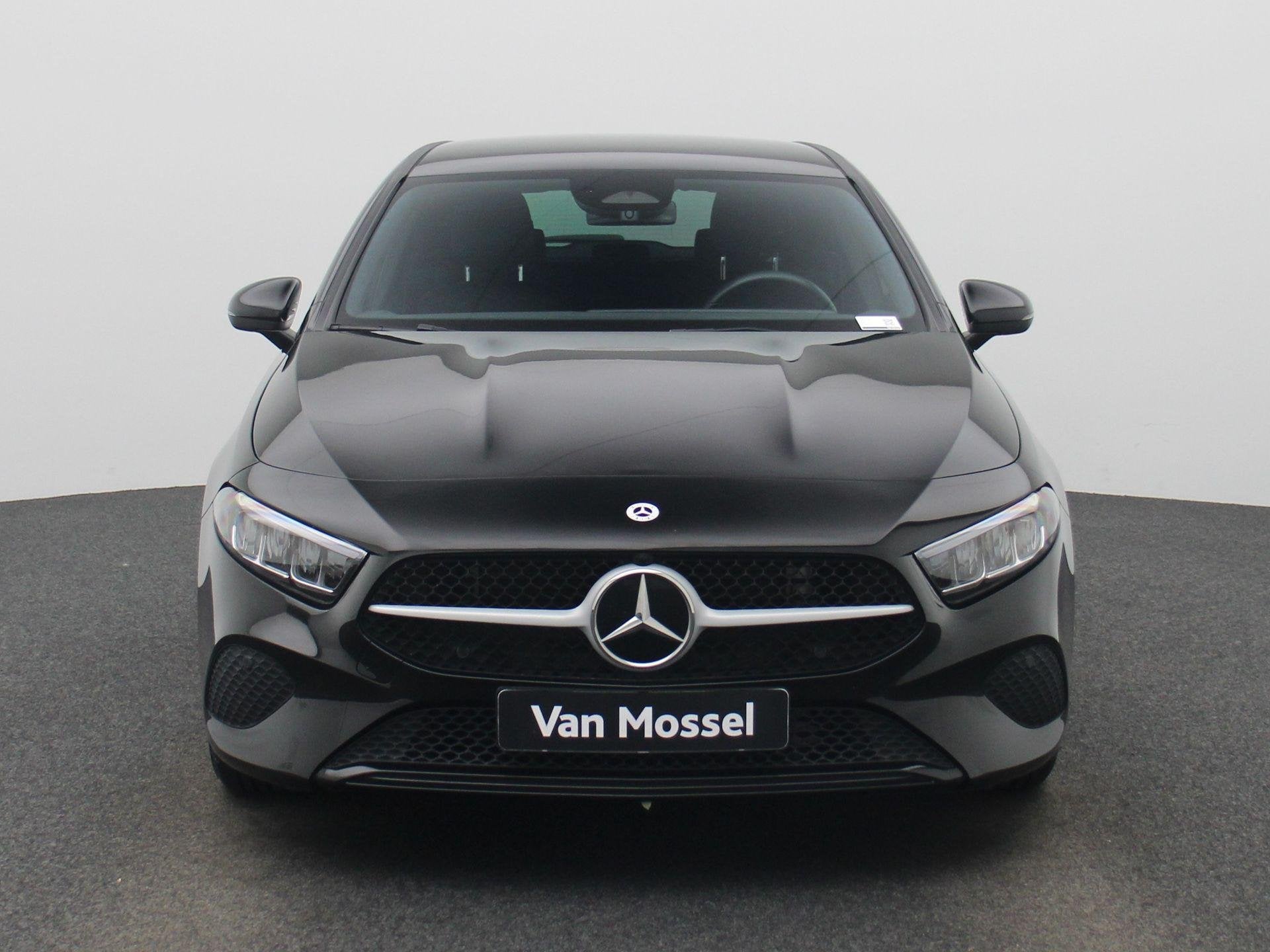Mercedes-Benz A 180 d Business Line, Auto's, Gebruikt, 4 cilinders, 116 pk, Zwart