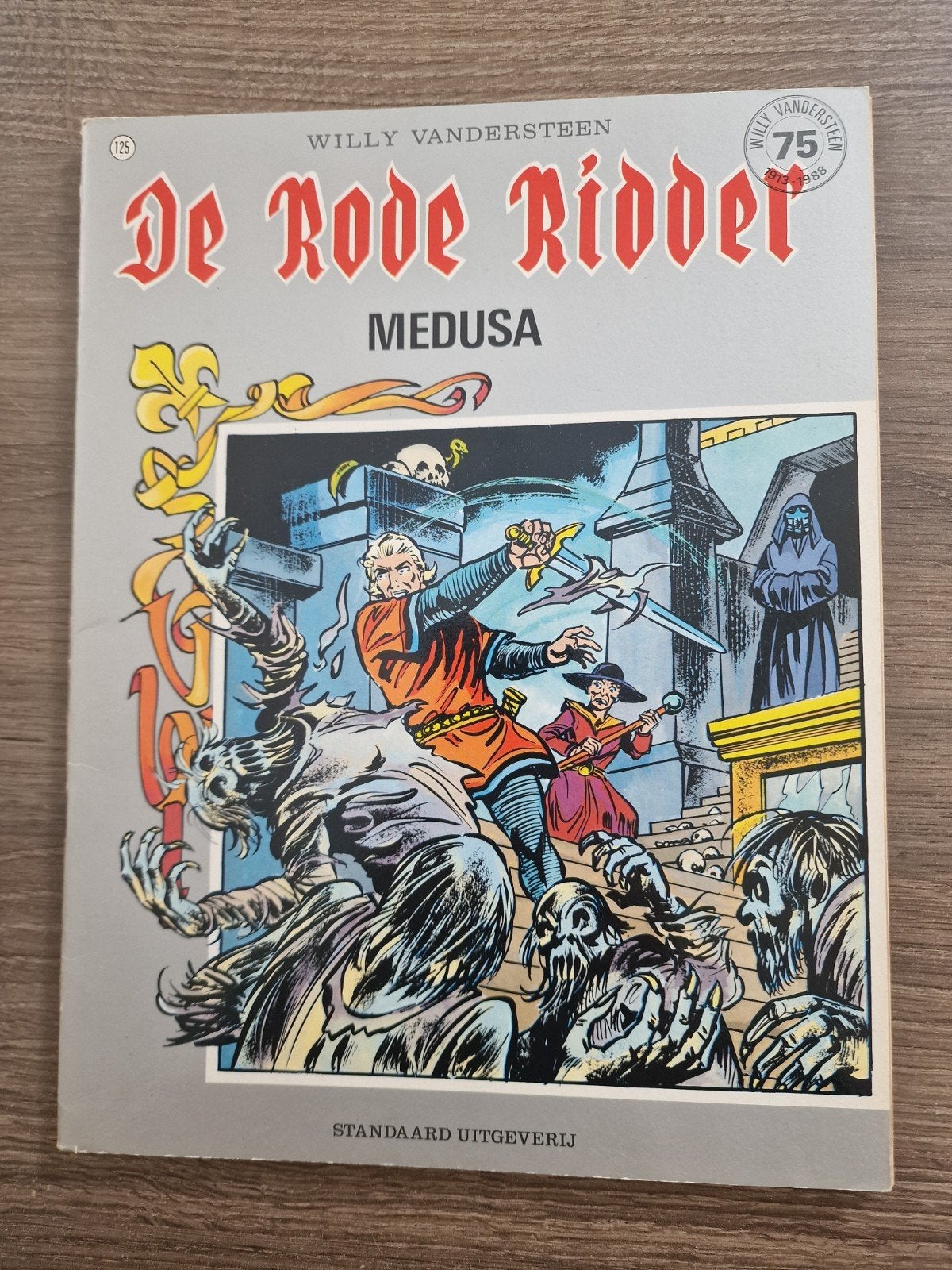 strips. De rode ridder, Boeken, Stripverhalen, Willy Vandersteen, Ophalen of Verzenden, Zo goed als nieuw, Meerdere stripboeken