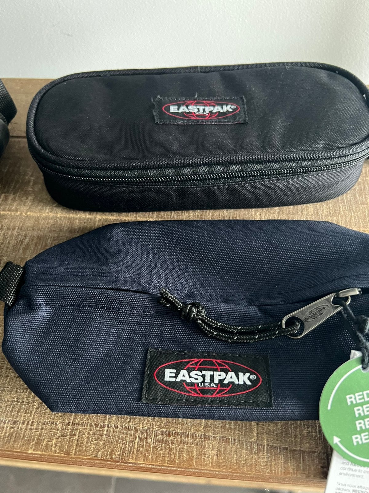 NIEUW 2 pennenzakken van Eastpak., Diversen, Schoolbenodigdheden, Ophalen, Nieuw