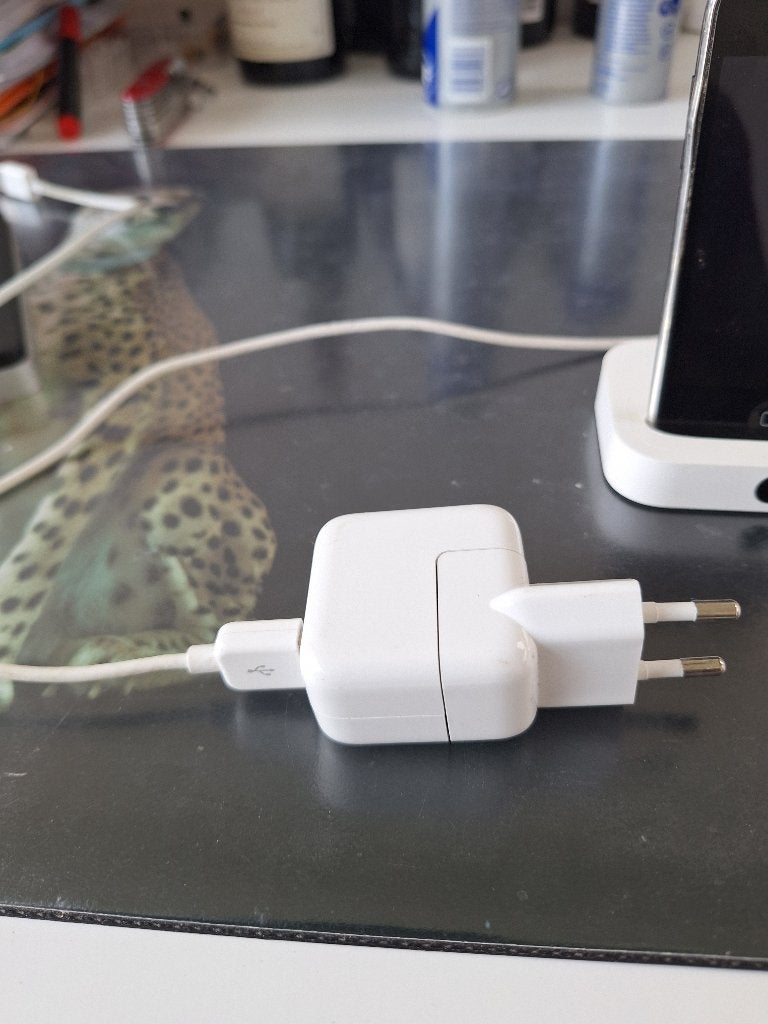 Apple Ipod 8 gb touch 2nd generation plus docking station, Touch, 2 à 10 GB, Enlèvement, Utilisé