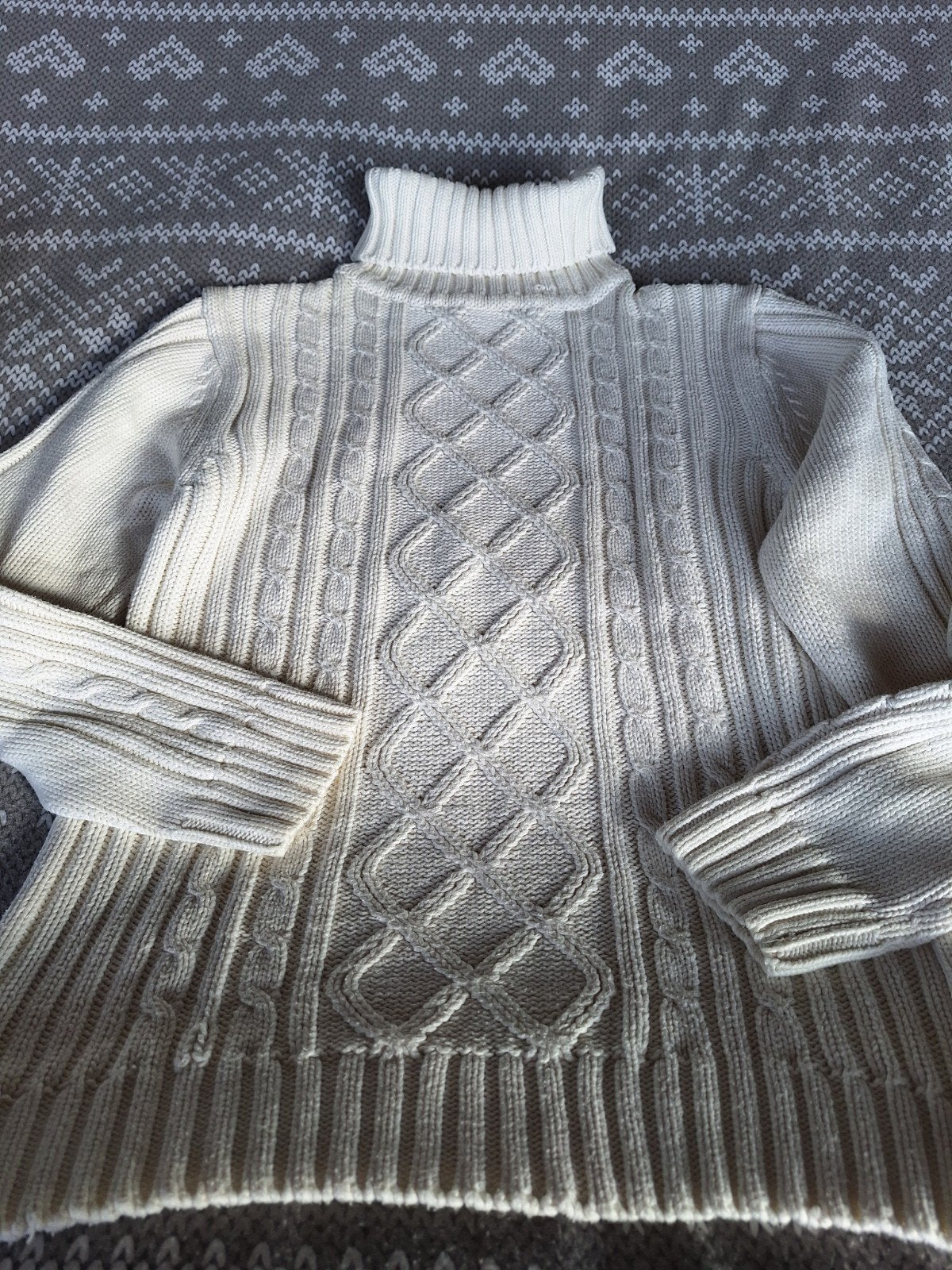 witte wintertrui en grijze maat s, Ophalen, Maat 36 (S)
