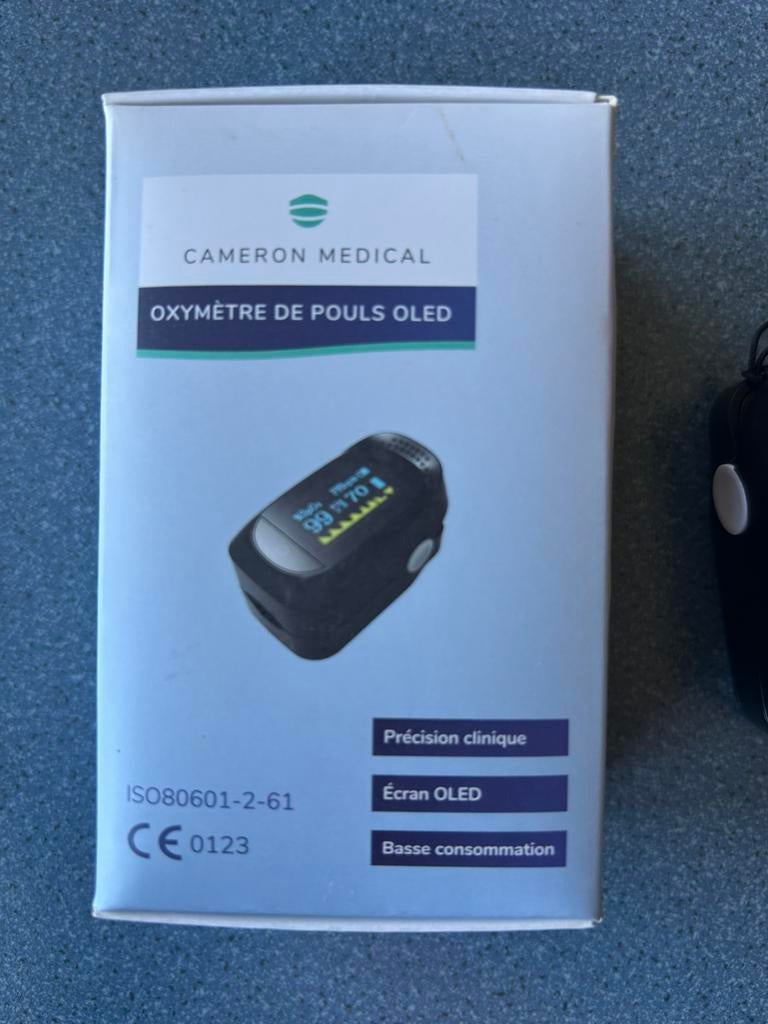 Oxymètre de pouls – écran OLED  Bon état  complet, Enlèvement ou Envoi, Comme neuf