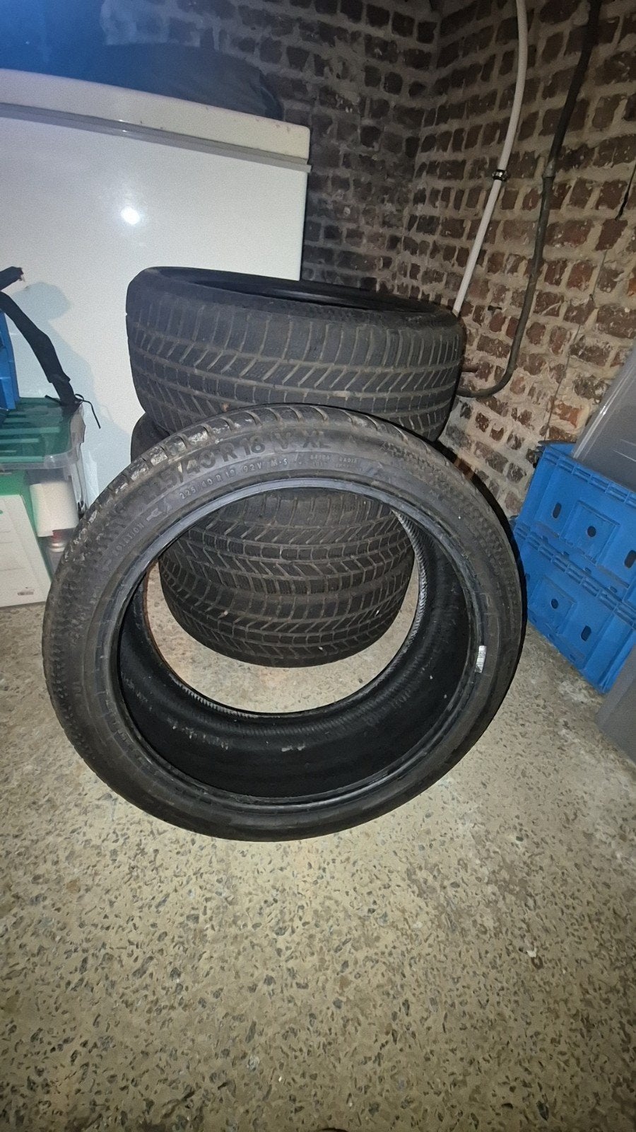 Continental winterbanden 225/40 R18, Ophalen