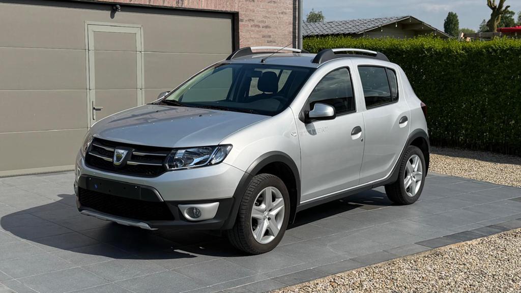 Dacia Sandero Stepway 0.9 Benzine 39000km, Voorwielaandrijving, Stof, Zwart, 124 g/km