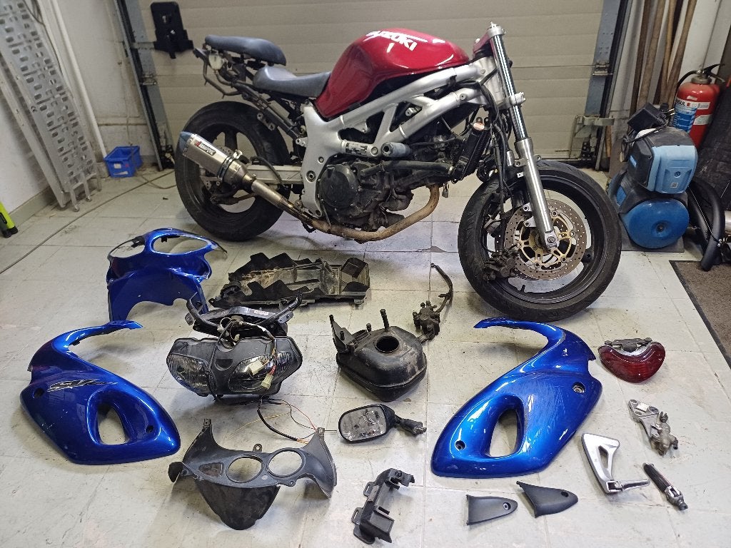 suzuki sv 650 voor onderdelen of opmaak, Motoren, Motoren | Suzuki, Sport, 650 cc, Gebruikt, Bedrijf
