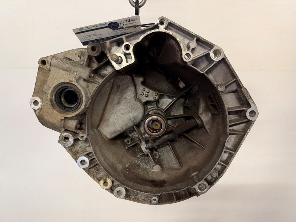 VERSNELLINGSBAK SCHAKEL Ford Ka II (01-2008/05-2016), Gebruikt, Henry-Ford-Straße  1
50735  Köln, DE, Ford-Werke GmbH, Kunden@ford.com