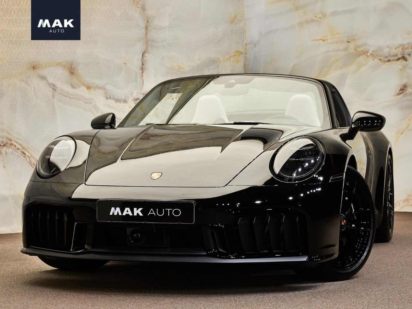 Porsche 992 3.6 T-Hybrid Targa 4 GTS , Exclusive Manufaktur,, Auto's, Automaat, 398 kW, Cabriolet, Zwart