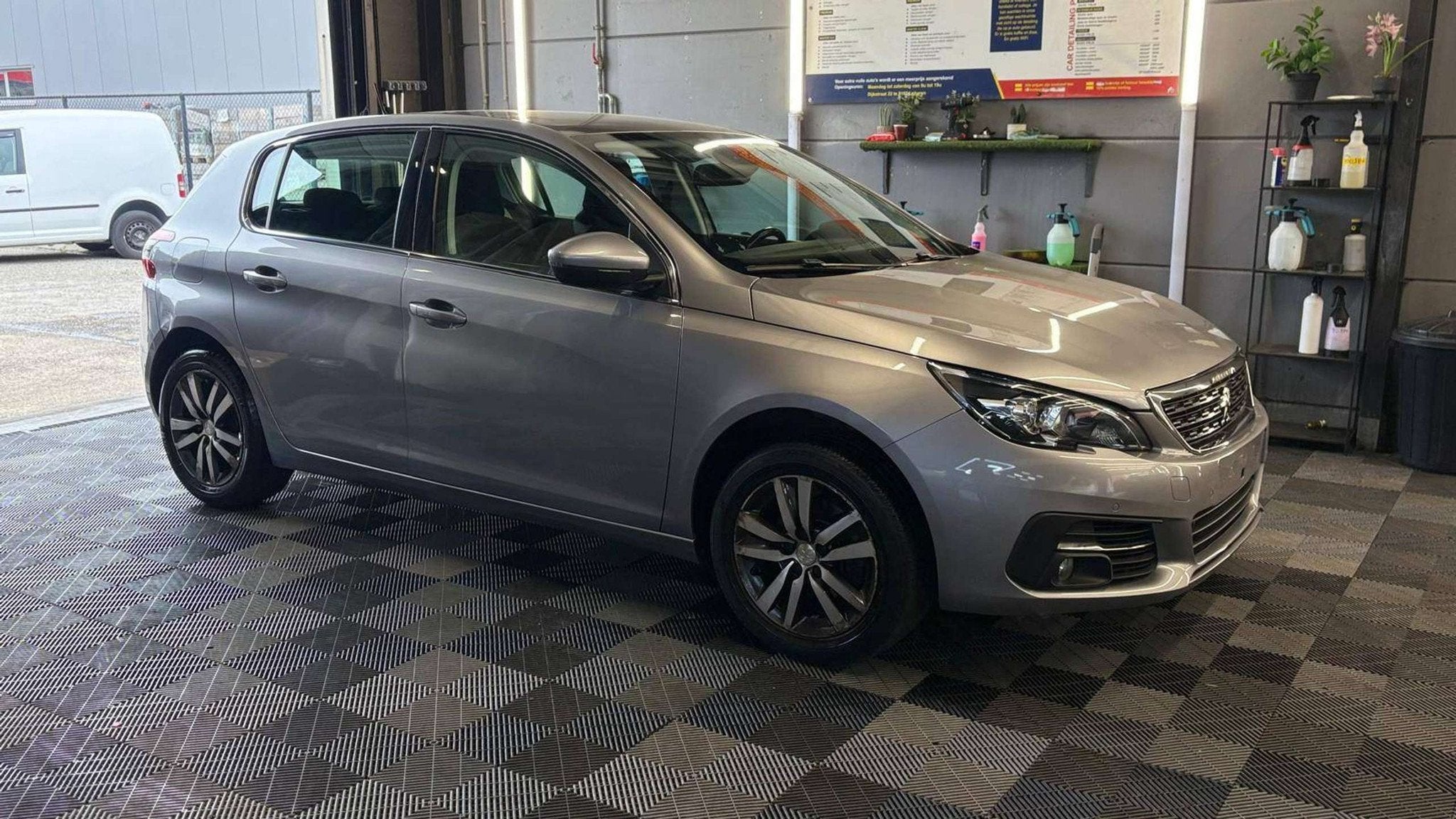 Peugeot 308 1.2i benz /2018/AUTOMATIQUE 140.000KM Euro 6, Autos, Achat, Euro 6, Entreprise, 5 portes