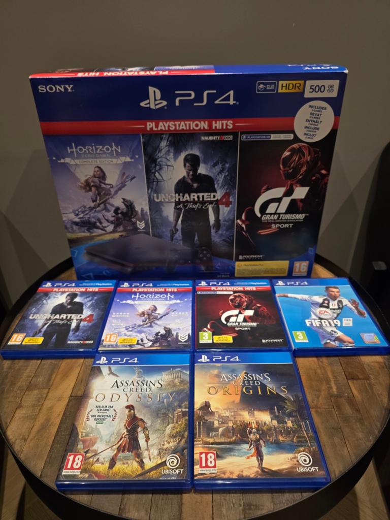 Playstation 4 slim met 500gb + 6 games in uitstekende staat, Games en Spelcomputers, Ophalen, Zo goed als nieuw, Met 1 controller