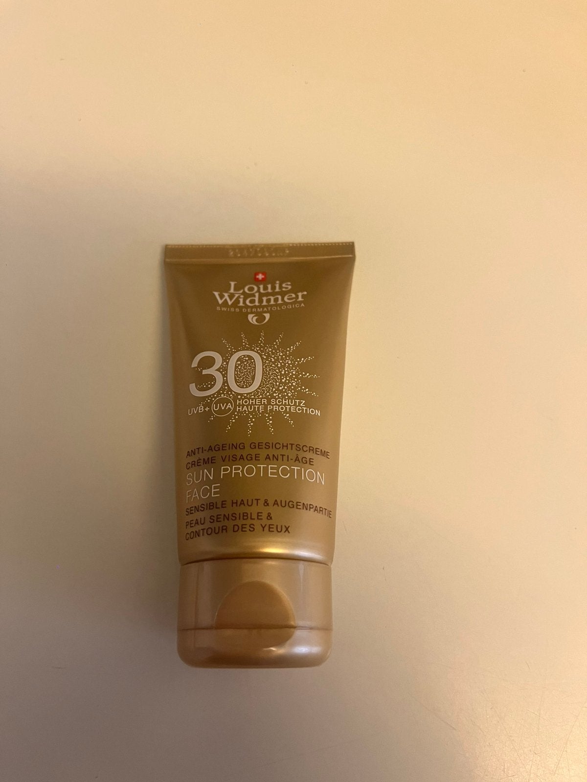 Crème solaire visage Louis Widmer SPF 30 - NEUVE, Ophalen of Verzenden, Nieuw, Ogen