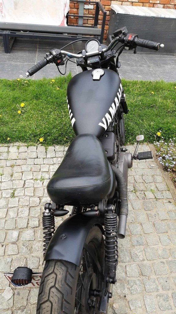 Yamaha Virago 125cc (custom/bobber), Motoren, Chopper, Particulier, 125 cc, 11 kW of minder