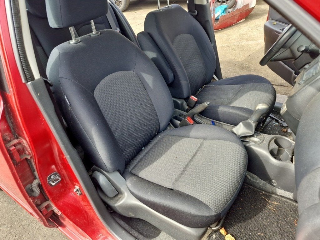 SIEGE AVANT DROIT ( PASSAGER ) Nissan Micra (K13), Germany@nissan-services.eu, Kronenweg 38
50389  Wesseling, DE, Utilisé, Nissan
