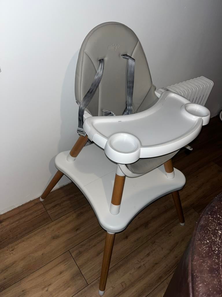 Chaise haute bebe, Enlèvement, Comme neuf