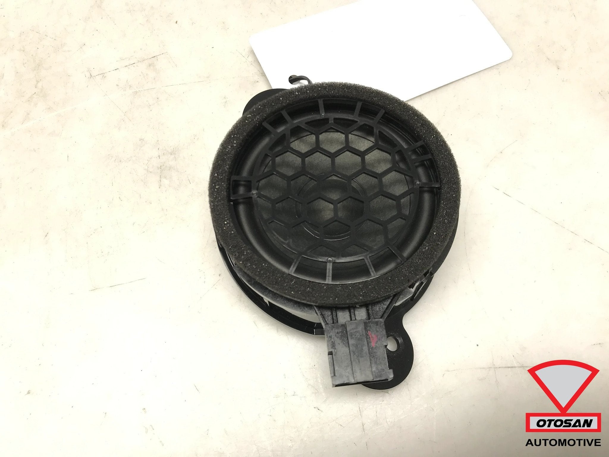 Audi A3 8V B&O Bang & Olufsen Speaker 8V4035709, Gebruikt, AUDI AG, Auto-Union-Strasse 1
85045  Ingolstadt, DE, Audi