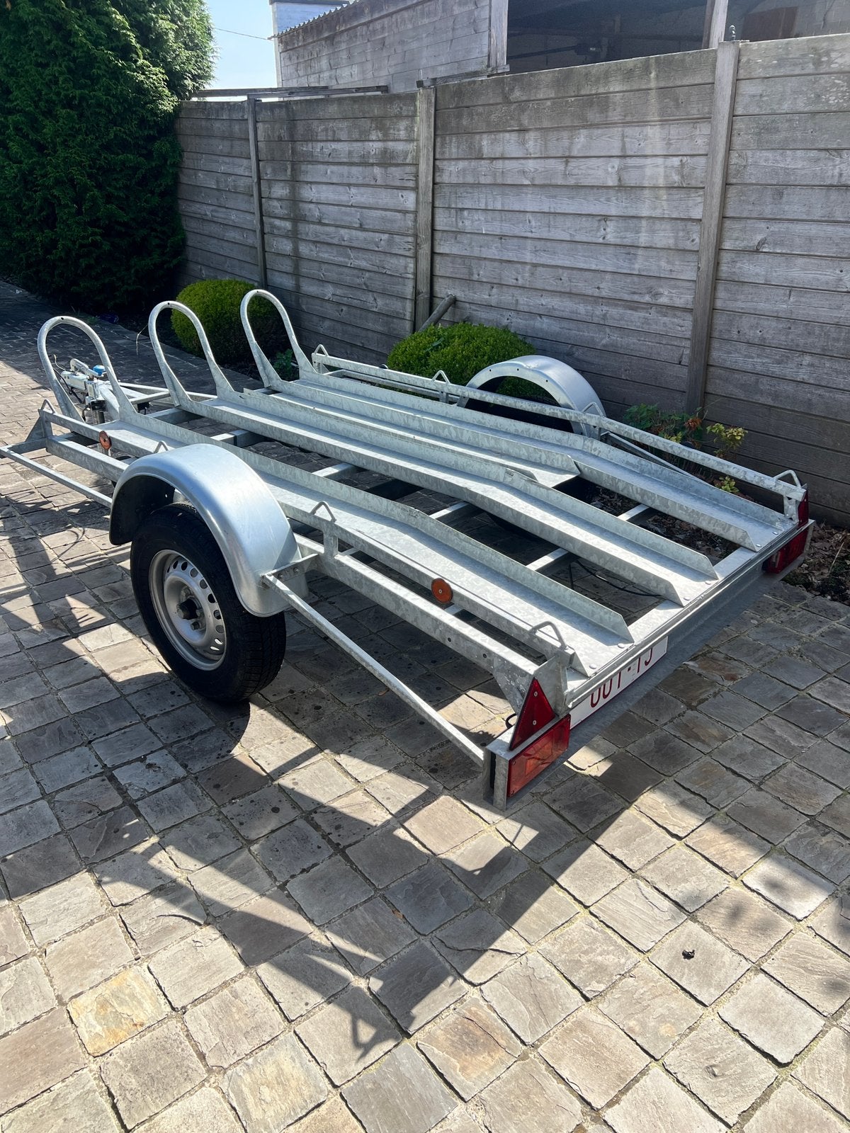 trailer voor moto of quad, Ophalen, Zo goed als nieuw