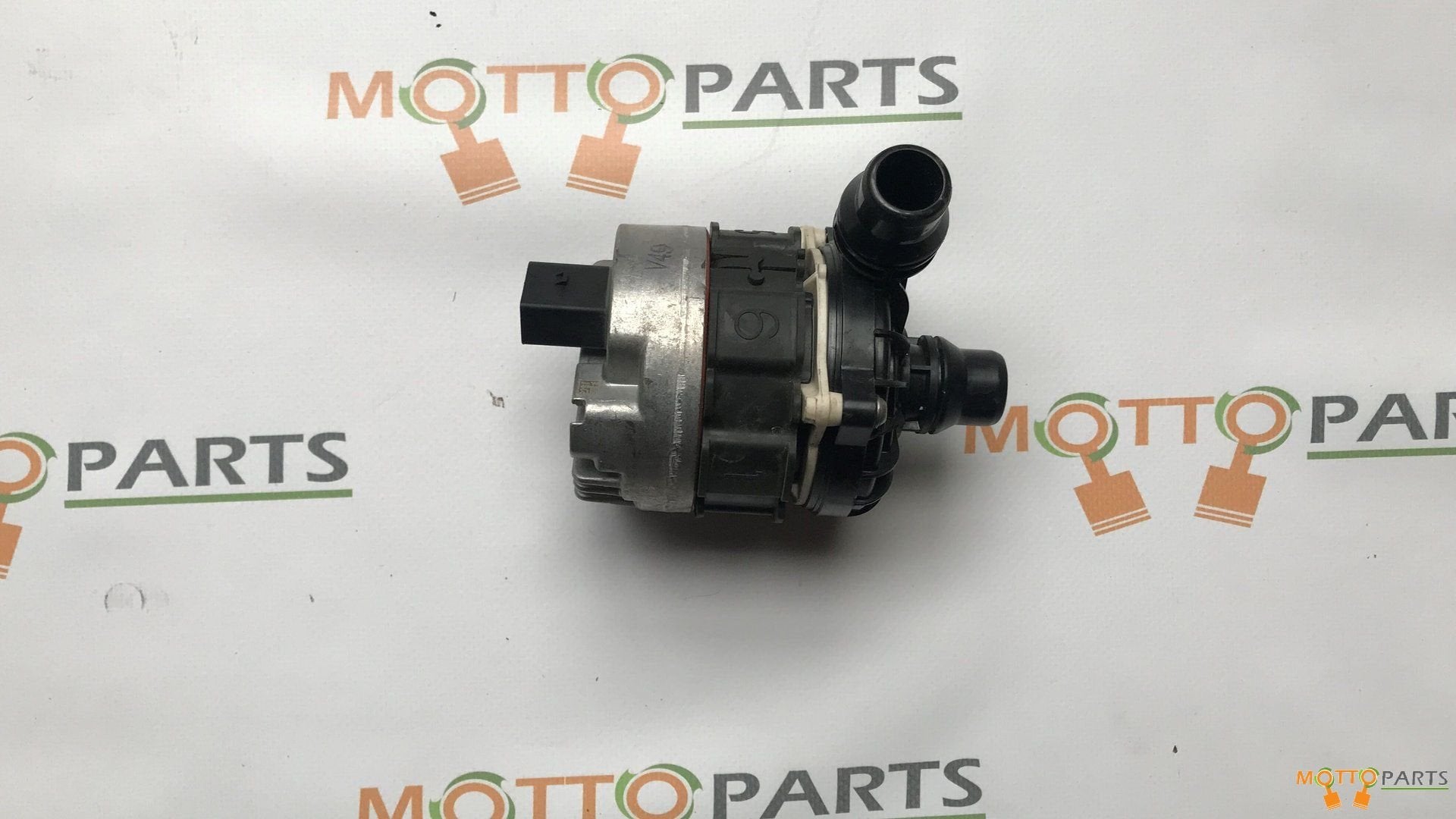 Mercedes waterpomp coolant watercirculatiepomp A0005003800, Gebruikt, -, Ophalen of Verzenden, -