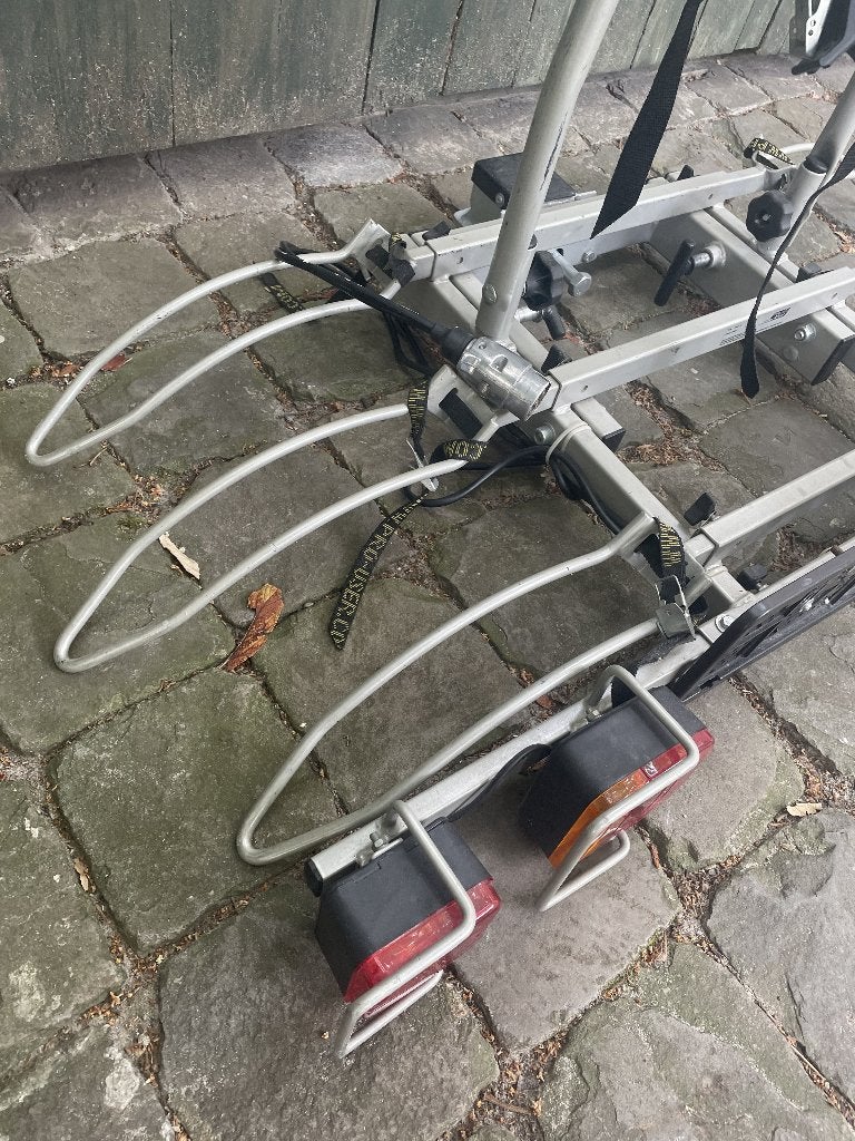 Porte-vélos marque Pro User pour 3 vélos, Autos : Divers, Porte-vélos, Enlèvement, 3 vélos ou plus, Utilisé, Support d'attelage