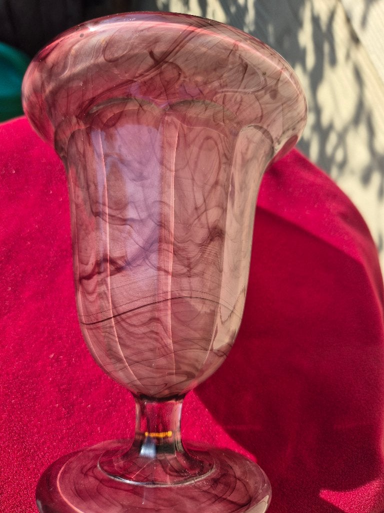 VASE en forme de calice, Enlèvement ou Envoi