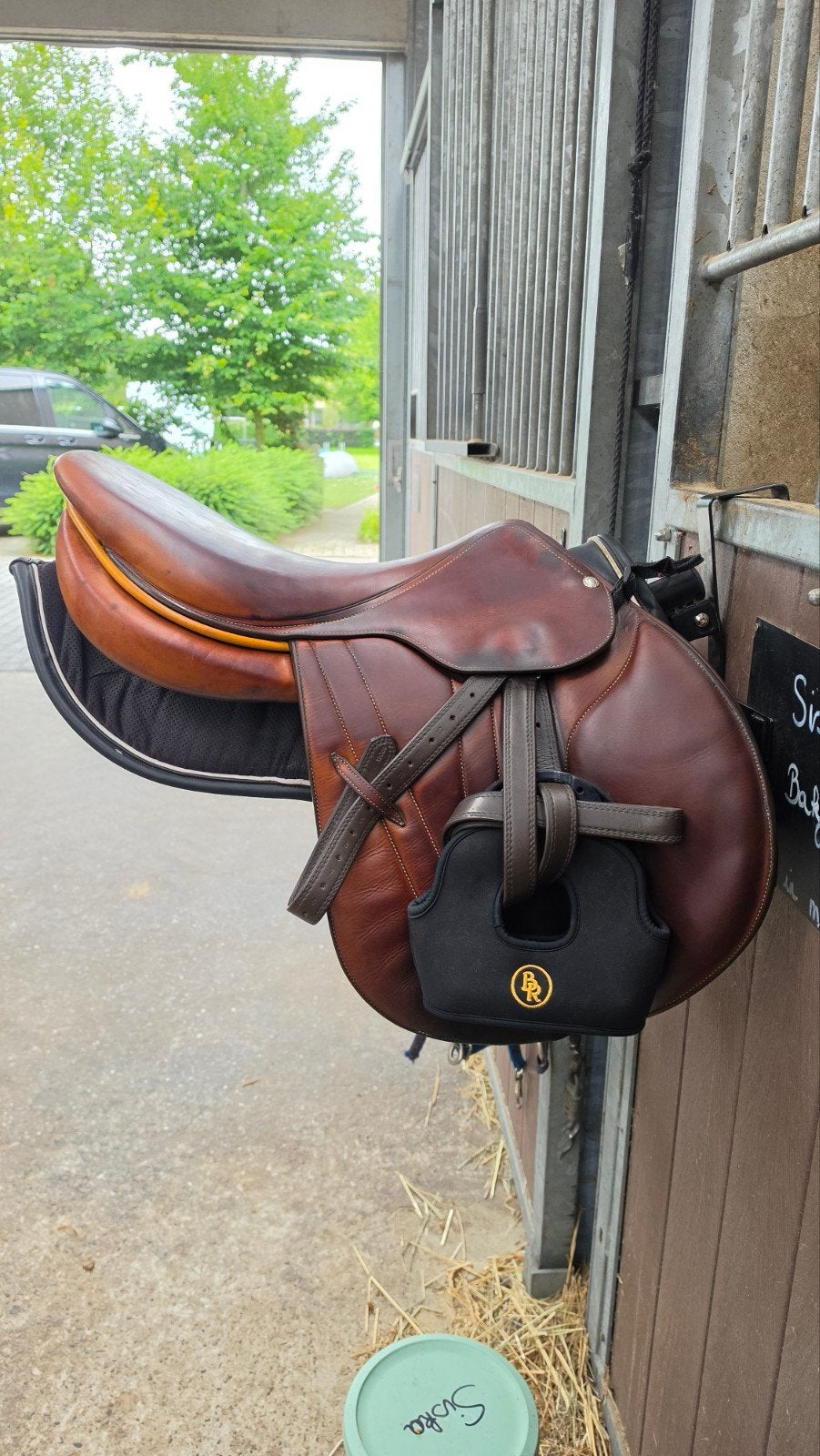 Butet springzadel, plat model, 18 inch, Obstacle, Moyen, XL (18 pouces ou plus), Enlèvement