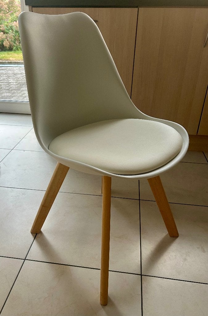 3 chaises de salle à manger blanches avec pieds en bois, Maison & Meubles, Chaises, Bois, Trois, Comme neuf, Enlèvement