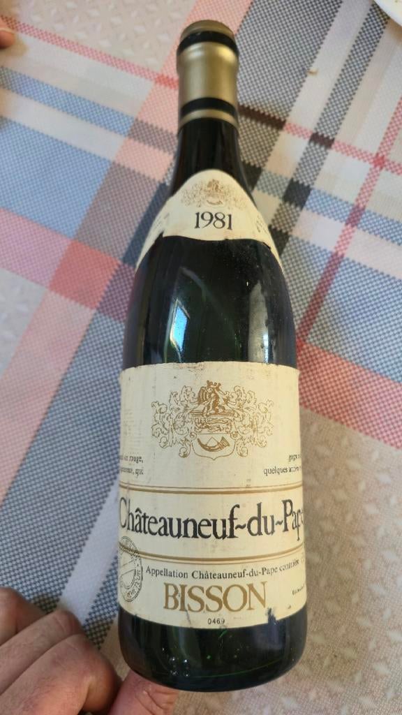 Wijn chateau du pape 1981, Verzamelen, Ophalen, Rode wijn