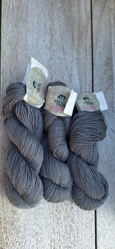 3x100g Frog Tree - Pediboo sport - grijs, Hobby & Loisirs créatifs, Enlèvement ou Envoi, Neuf, Tricot ou Crochet, Laine ou Fils