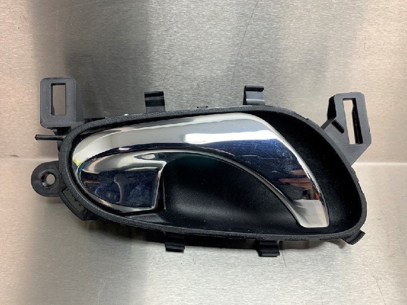 PORTIERGREEP BUITEN RECHTS ACHTER Nissan Qashqai (J11), Gebruikt, Achter, Nissan