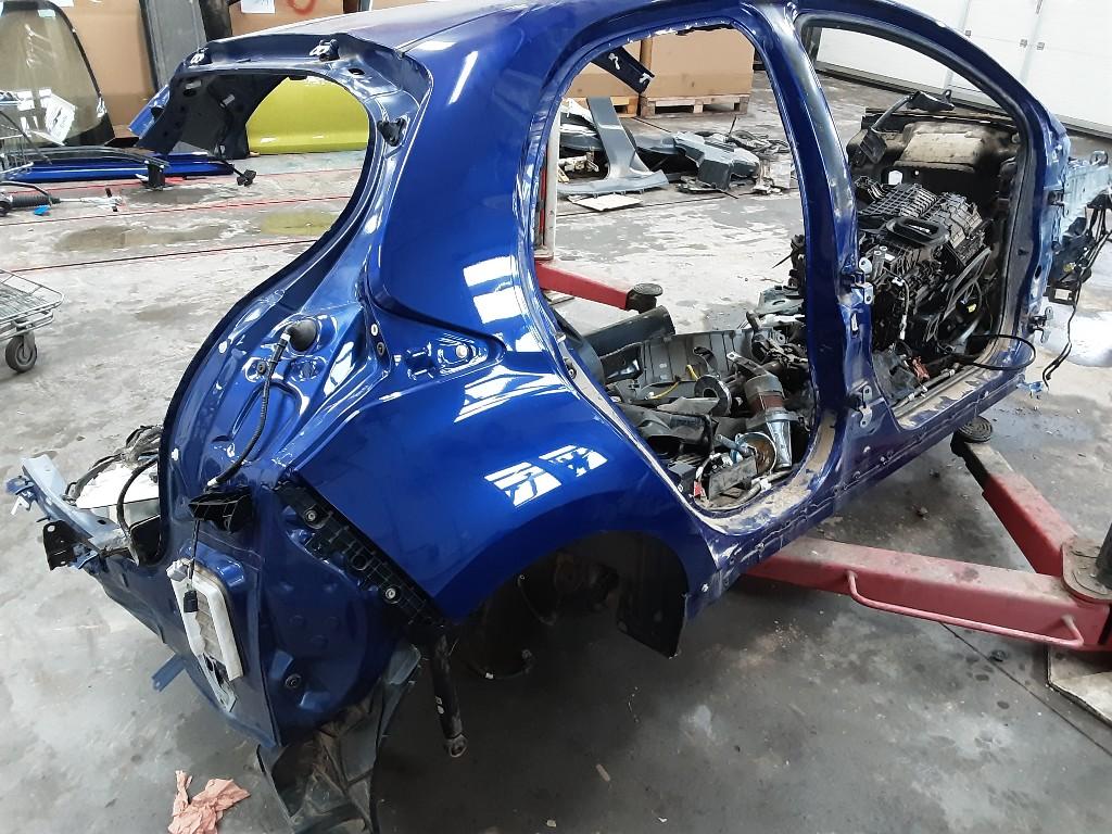AILE ARRIÈRE DROIT Toyota Yaris IV (P21 / PA1 / PH1), Autos : Pièces & Accessoires, Utilisé, Arrière, Toyota, Garde-boue