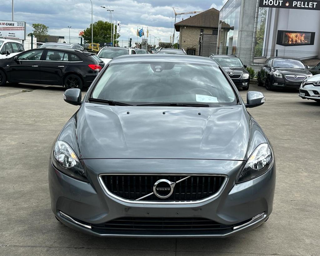 Volvo V40 2L Diesel 2016 Euro 6b, Auto's, Euro 6, 4 cilinders, 1969 cc, Bedrijf