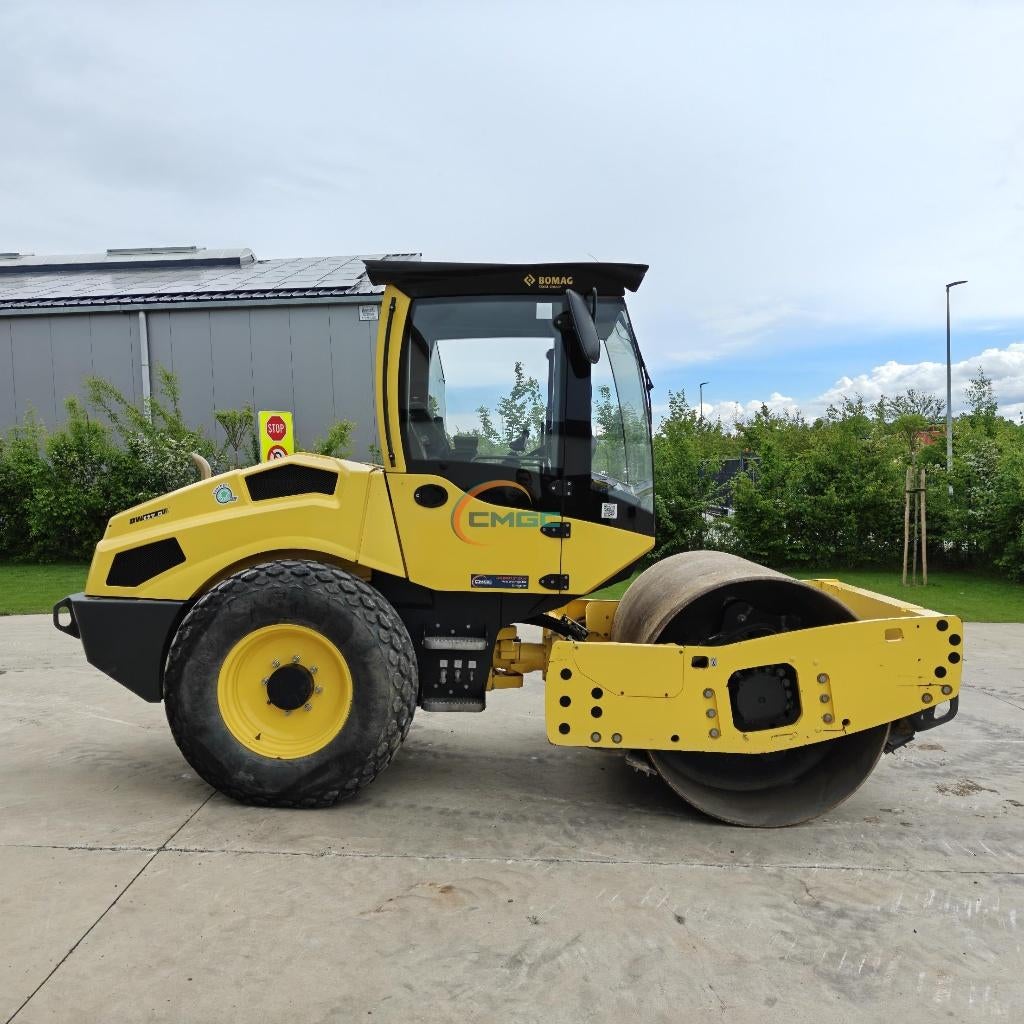 Compacteur Bomag BW177D-5 - 2022 - 807h - 6,6T - RO1157, Enlèvement