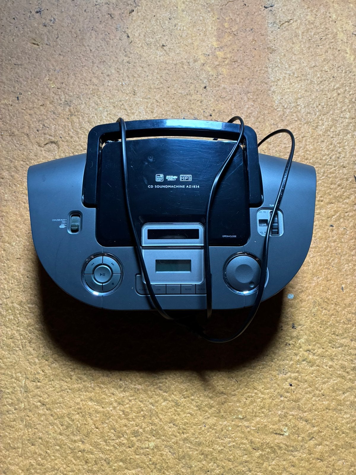 Radio CD, MP3, USB direct, Enlèvement, Utilisé, Radio, Avec lecteur de CD