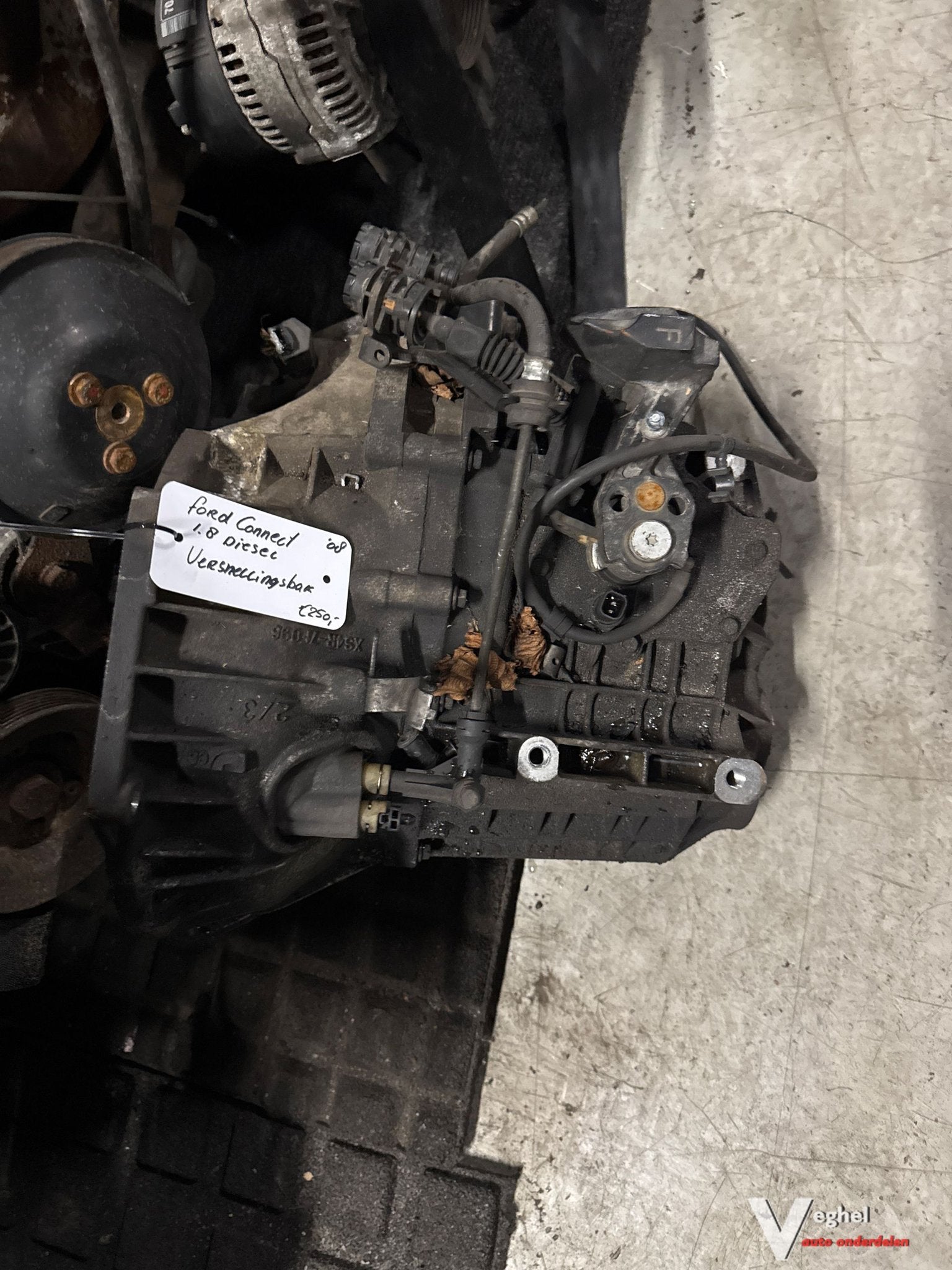 Ford connect 1.8 Diesel 2008 Versnellingsbak 5 bak, Auto-onderdelen, Transmissie en Toebehoren, Gebruikt, Ophalen