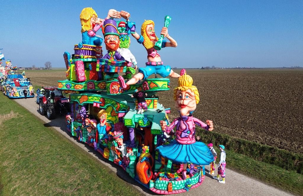 Carnavalswagen polyester, Hobby en Vrije tijd, Feestartikelen, Gebruikt, Overige typen, Ophalen