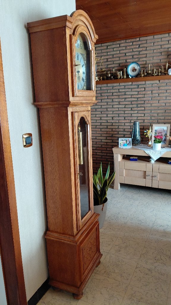Staande klok, Ophalen