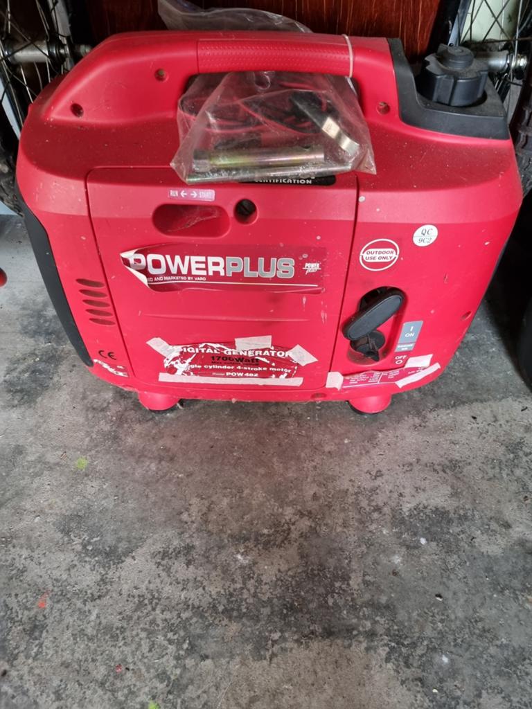 Stroomgroep 1700w max 2000w,  waterpomp nieuw niet gebruikt,, Ophalen of Verzenden