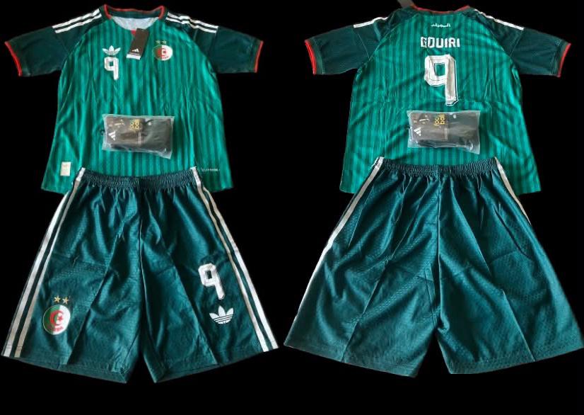 Maillot + short + chaussettes Algérie - Taille 13-14 ans, Envoi, Neuf, Garçon ou Fille, Ensemble