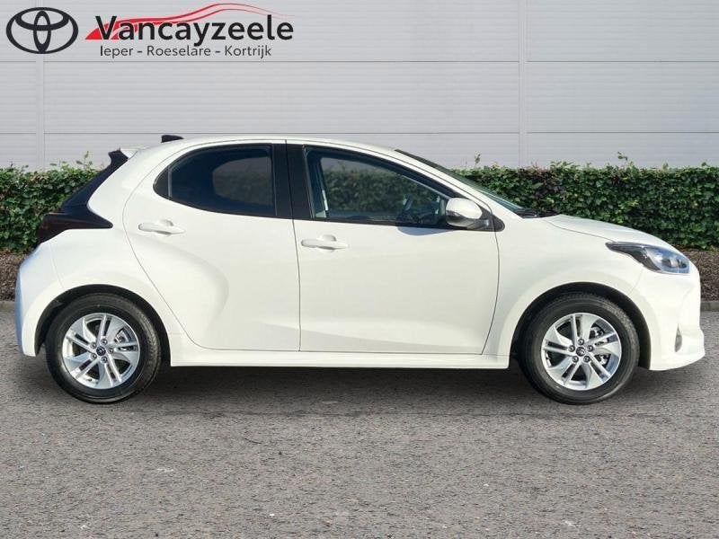 Toyota Yaris Dynamic+cam+bluetooth+applecar, Automaat, Wit, Hybride Elektrisch/Benzine, Start-stop-systeem