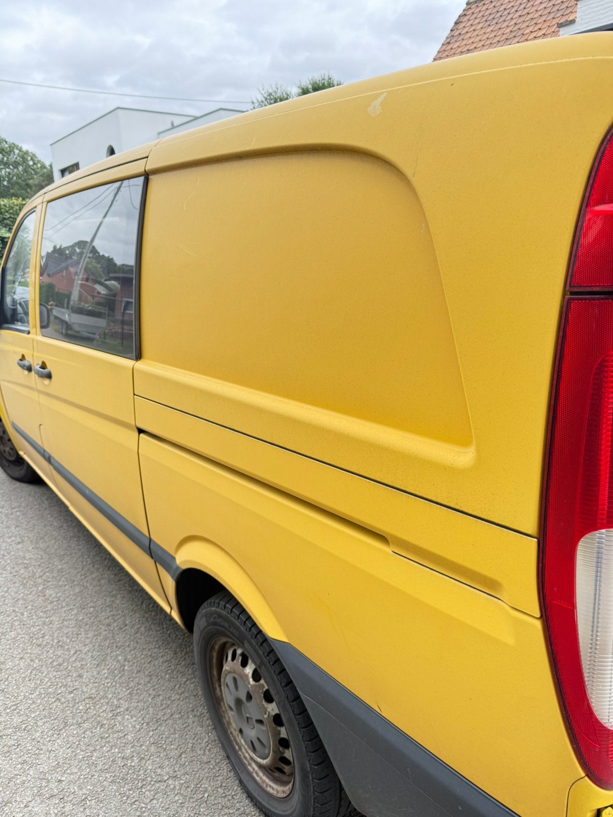 Camion léger Vito, Autos, Achat, 6 portes, Jaune, Boîte manuelle