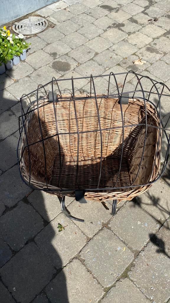Fiets hondenmandje, Ophalen, Zo goed als nieuw