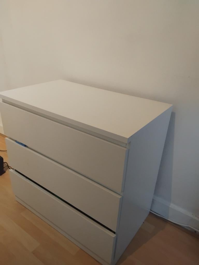 Commode blanche ikea, Enlèvement