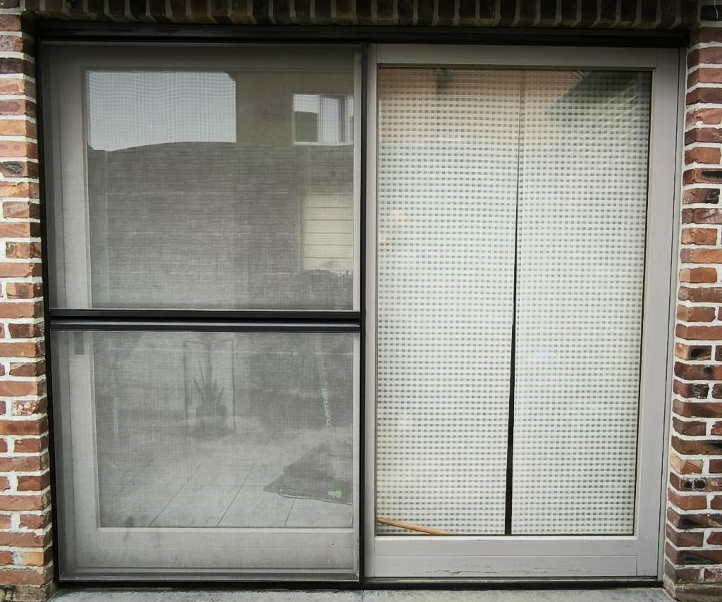Schuifvliegenraam, Bruin, 214 x 125 CM (HxB), Doe-het-zelf en Bouw, Deuren en Vliegenramen, Ophalen, Gebruikt, 120 cm of meer