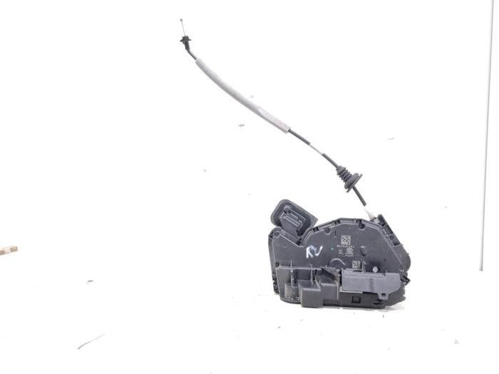 Serrure portière mécanique 2portes droite d'un Volkswagen, Autos : Pièces & Accessoires, Carrosserie & Tôlerie, Volkswagen, -