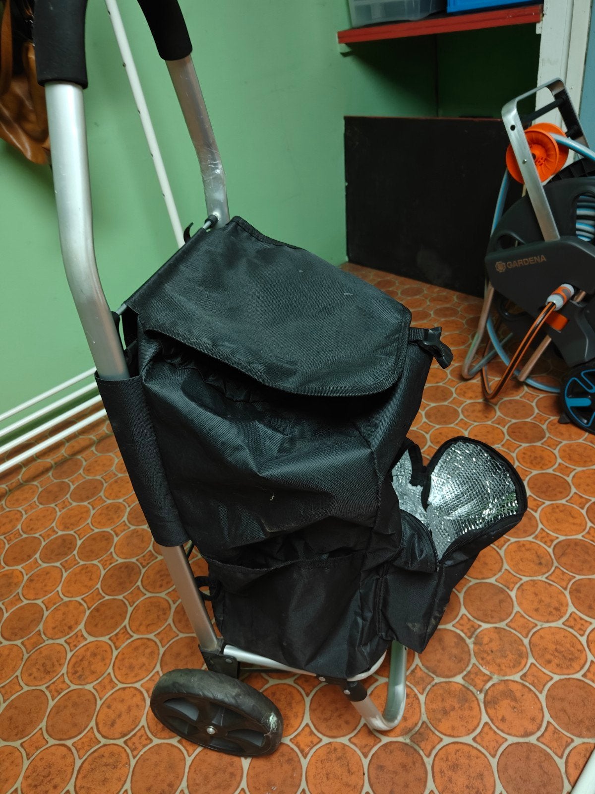 Winkeltrolley, Ophalen