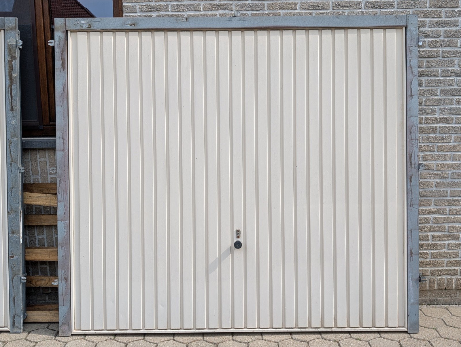 Porte de garage avec ouvre-porte, Bruxelles