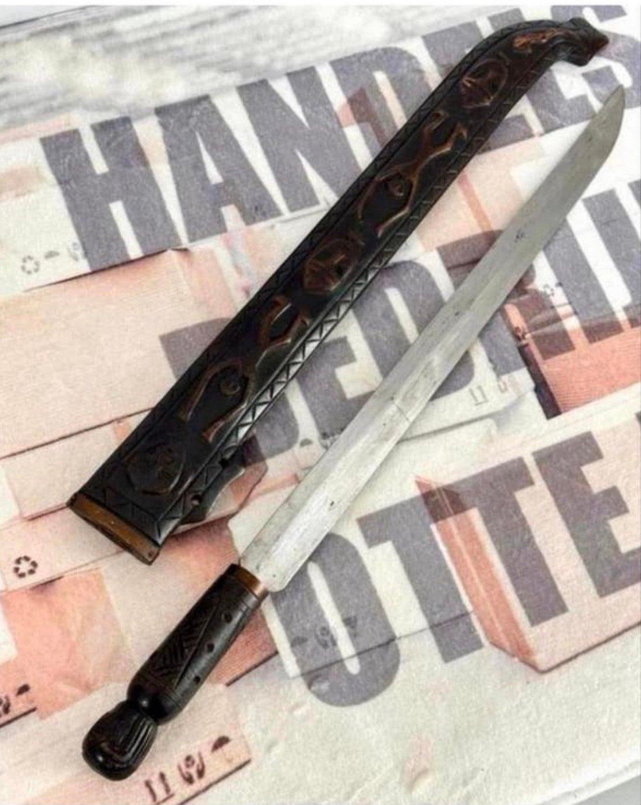 Antiek Paiwan zwaard dagger sabel - Taiwan tribal 60cm lang, Verzamelen, Ophalen of Verzenden, Zwaard of Sabel