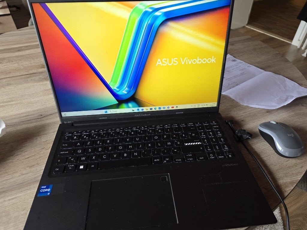 laptop, Computers en Software, Windows Laptops, Zo goed als nieuw, 16 inch, SSD, 4 GB, Azerty, Gaming, Ophalen