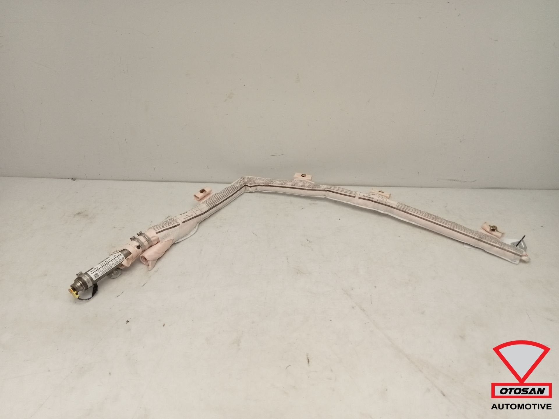 Liens d'airbag Hemel Dak pour Smart Fortwo 453 2015+ A453860, Mercedes-Benz AG, Utilisé, Mercedesstrasse 120
70372  Stuttgart, DE
