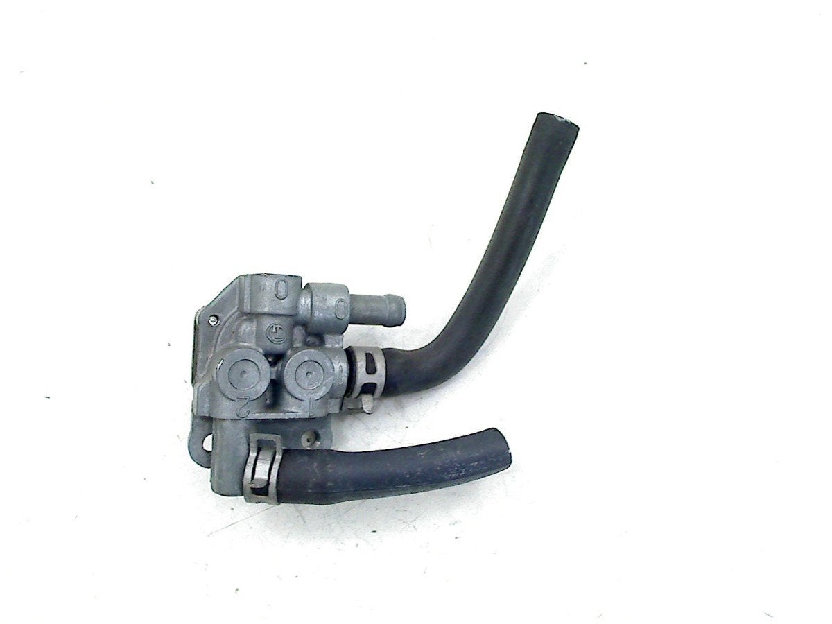 BENZINE KRAAN Suzuki RF 900 R 1994-1998 (RF900 R GT73B), Motoren, Suzuki Deutschland GmbH, Gebruikt, Kontakt@suzuki.de, Suzuki-Allee 7
64625  Bensheim, DE