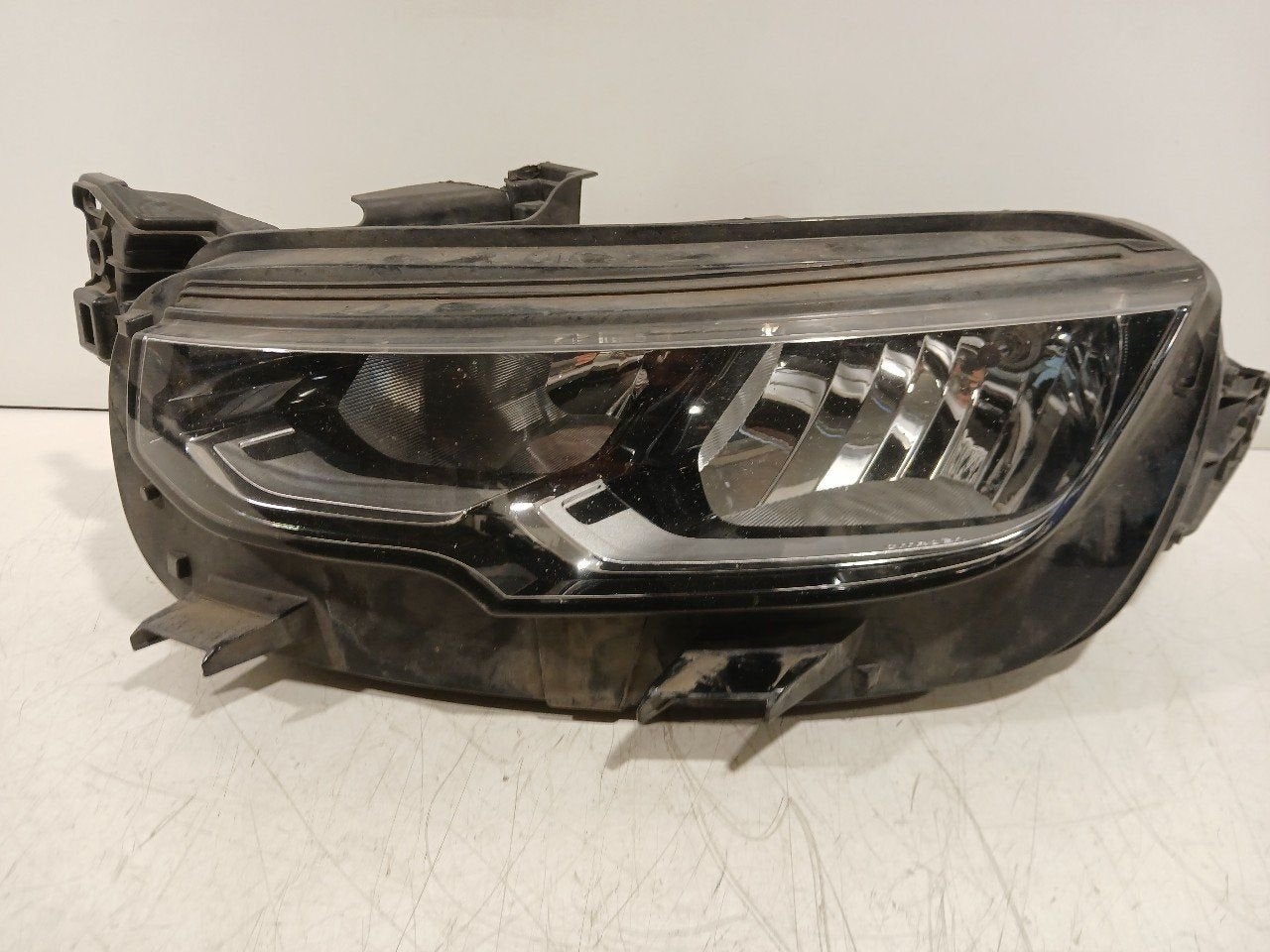 Koplamp links Citroën C5, Onderdelen@venauto.nl, Van der Ven Autorecycling B.V., Gebruikt, Ettenseweg 76, 4706 PB Roosendaal, The Netherlands